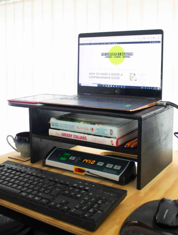 21 DIY Monitor Stand Ideas to Revamp Your Workspace – DIY Monitor Stand with Bookshelf DIY Monitor Stand with Bookshelf