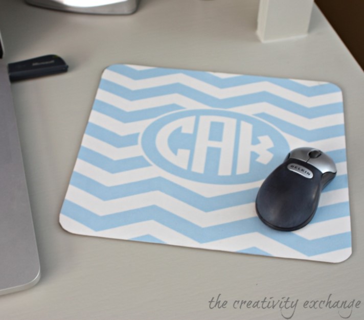 DIY Monogrammed Mouse Pad
