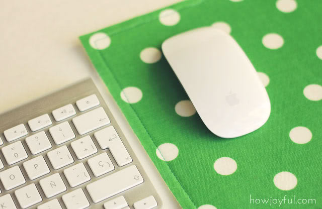 DIY dotted mousepad from fabric scrap