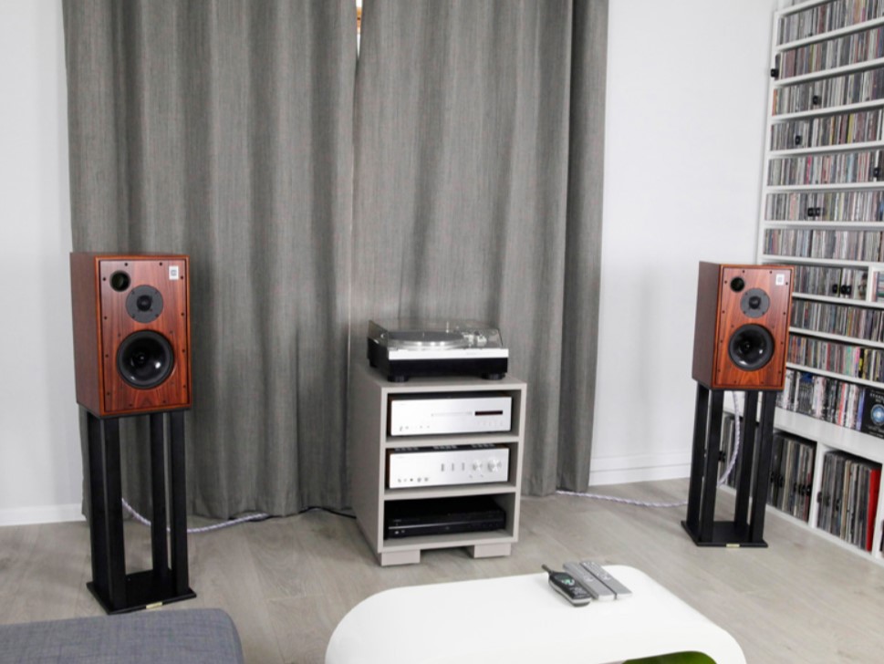 Harbeth Speaker Stand DIY