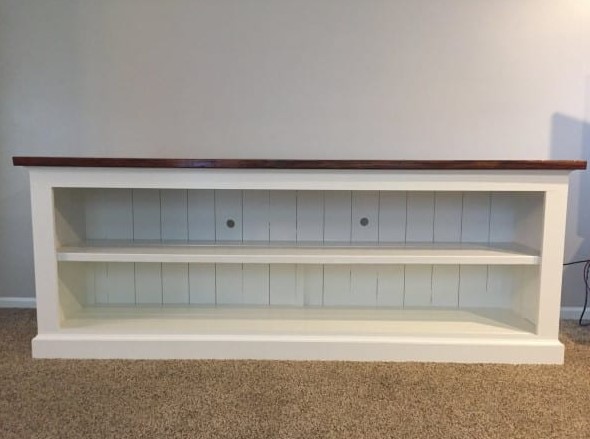 25 DIY TV Stand Ideas That Will Transform Your Living Room – A FARMHOUSE TV CONSOLE or SIDEBOARD A FARMHOUSE TV CONSOLE or SIDEBOARD
