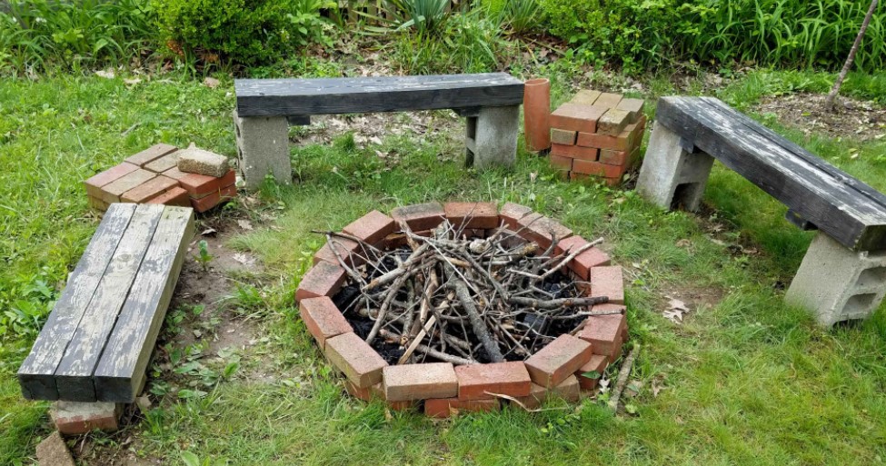 Backyard Fire Pit on Budget