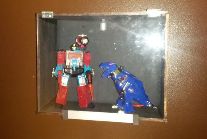 Cheap and Easy Display Case