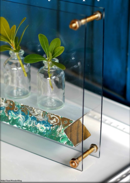25 DIY Display Case Ideas to Show Your Favorite Stuff – DIY ACRYLIC DISPLAY CASE DIY ACRYLIC DISPLAY CASE