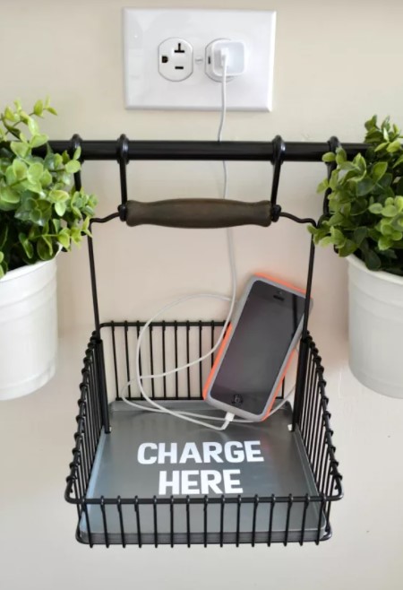 27 DIY Charging Station Ideas for a Tidy Workspace – DIY Charging Station Using Ikeas Fintorp System DIY Charging Station Using Ikeas Fintorp System