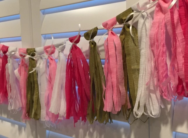 35 DIY Tassel Garland Ideas with Easy-to-Follow Tutorials – DIY Crepe Tassel Garland DIY Crepe Tassel Garland