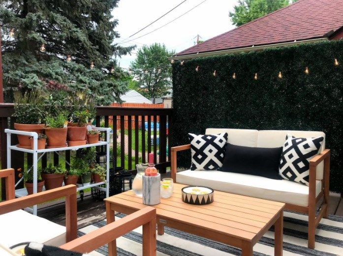 50 DIY Outdoor Privacy Screen Ideas with Free Plans – DIY Faux Boxwood Privacy Screen DIY Faux Boxwood Privacy Screen