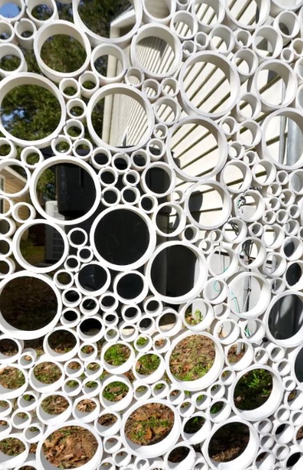 50 DIY Outdoor Privacy Screen Ideas with Free Plans – DIY PVC Pipe Privacy Screen DIY PVC Pipe Privacy Screen