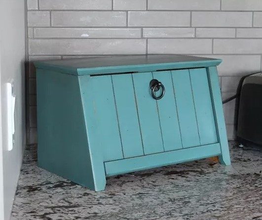 19 DIY Bread Box Ideas (Build, Makeover, Upcycle) – DIY Painted Bread DIY Painted Bread