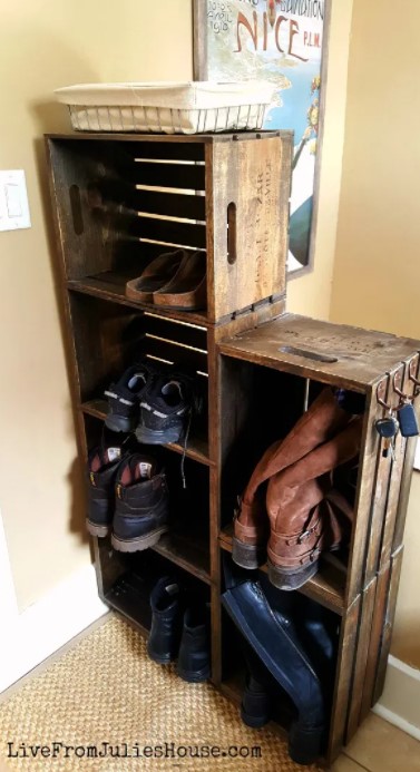 DIY WOODEN CRATE SHOE RACK