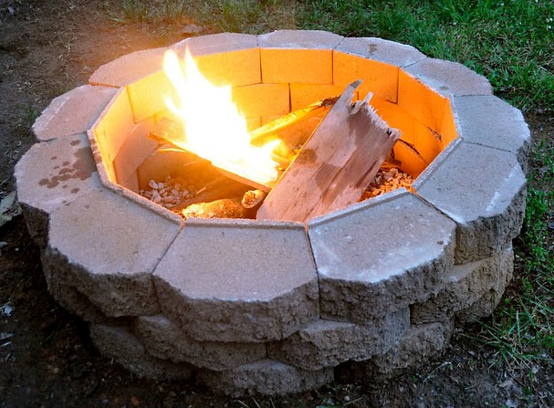 Easy DIY Fire Pit in 5 minutes