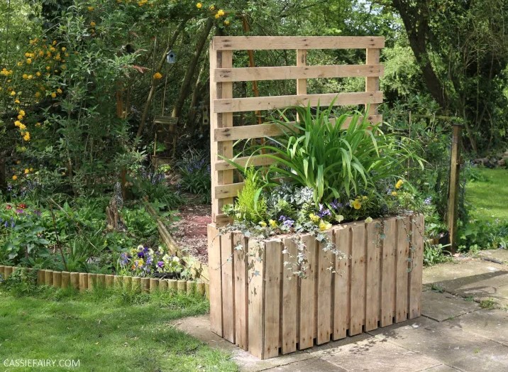 GARDEN DIY UPCYCLED PALLET PLANTER PATIO PRIVACY SCREEN