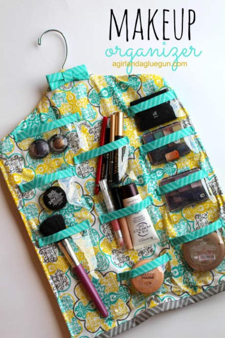 31 DIY Makeup Storage Ideas to Display Your Beauty Arsenal – HANGING MAKEUP ORGANZIER HANGING MAKEUP ORGANZIER