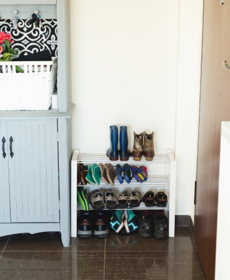 Space saving shoe rack 1