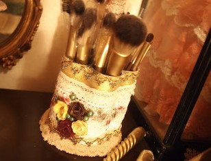 Toilet Paper Roll for your Make up Brush Holder 2