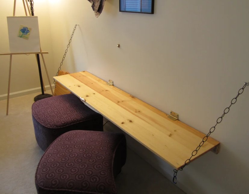 Wall mounted Work Desk