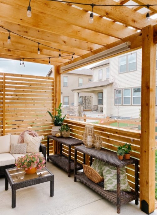 50 DIY Outdoor Privacy Screen Ideas with Free Plans – a Pergola on a Patio with Wood Slat Privacy Screen a Pergola on a Patio with Wood Slat Privacy Screen