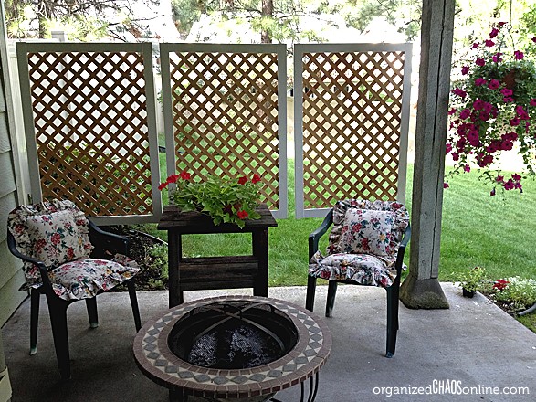 an Easy Patio Privacy Screen