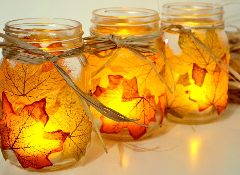 AUTUMN LEAF MASON JAR CANDLE HOLDER