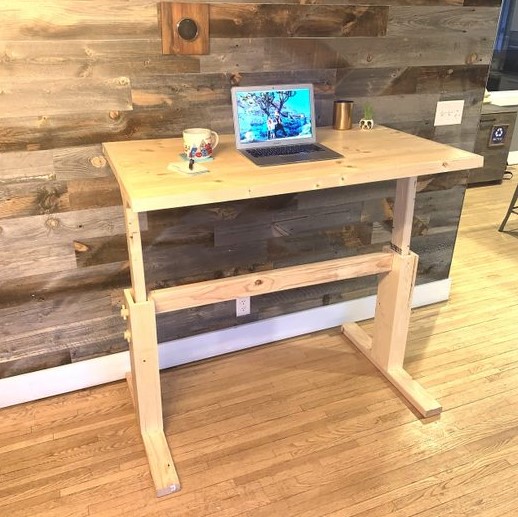 Adjustable DIY Desk