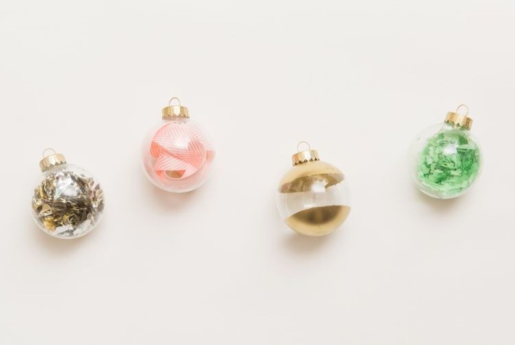 25 DIY Christmas Decoration Ideas You Can Make at Home – Confetti Filled Ornaments Confetti Filled Ornaments