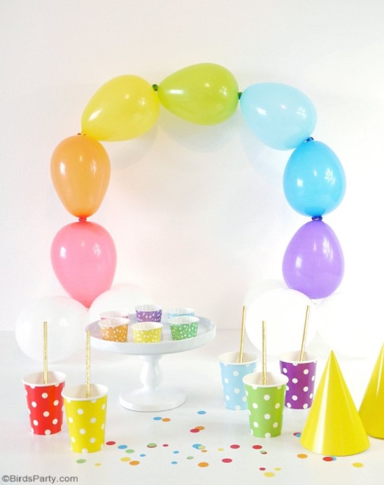 25 DIY Birthday Party Ideas for an Unforgettable Event – DIY Easy Rainbow Balloon Arch DIY Easy Rainbow Balloon Arch