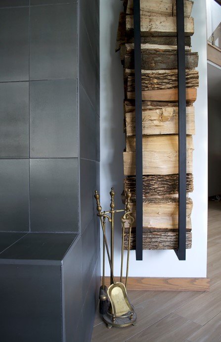 25 Best DIY Firewood Rack Ideas with Clever Designs – DIY FLOATING FIREWOOD HOLDER 1 DIY FLOATING FIREWOOD HOLDER 1