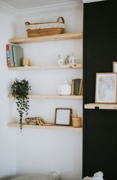 DIY FLOATING SHELVES 2