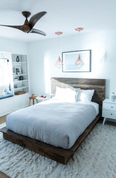 DIY Reclaimed Wood Platform Bed