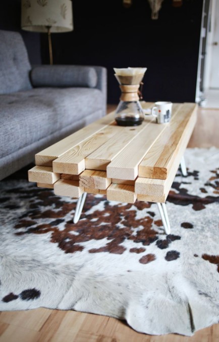 DIY WOODEN COFFEE TABLE