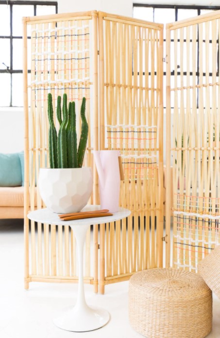 25 Functional DIY Room Divider Ideas with Free Plans – DIY Woven Room Divider DIY Woven Room Divider