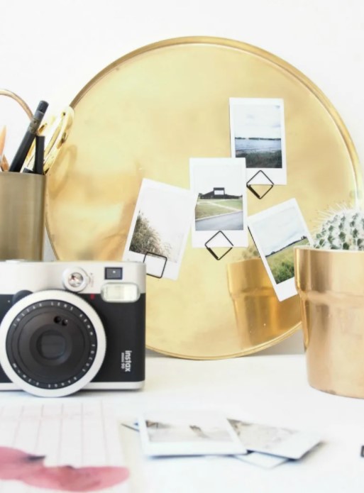 25 DIY Picture Frame Ideas (Quick and Easy!) – From Tray to Display From Tray to Display