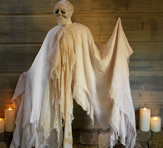 35 Best DIY Halloween Decoration Ideas for 2025 – Hanging Mummy Ghost Hanging Mummy Ghost