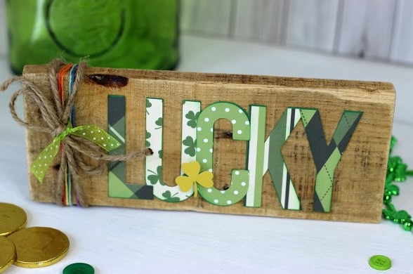 Lucky St. Patricks Day Pallet Sign