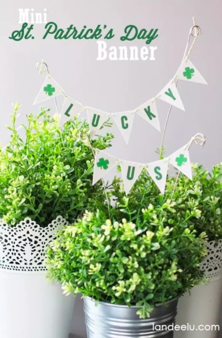 MINI ST. PATRICKS DAY BANNER