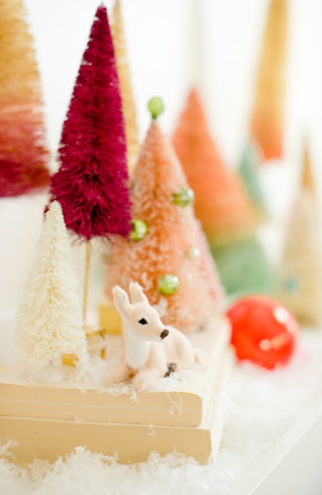 25 DIY Christmas Decoration Ideas You Can Make at Home – OMBRE BOTTLE BRUSH TREES OMBRE BOTTLE BRUSH TREES
