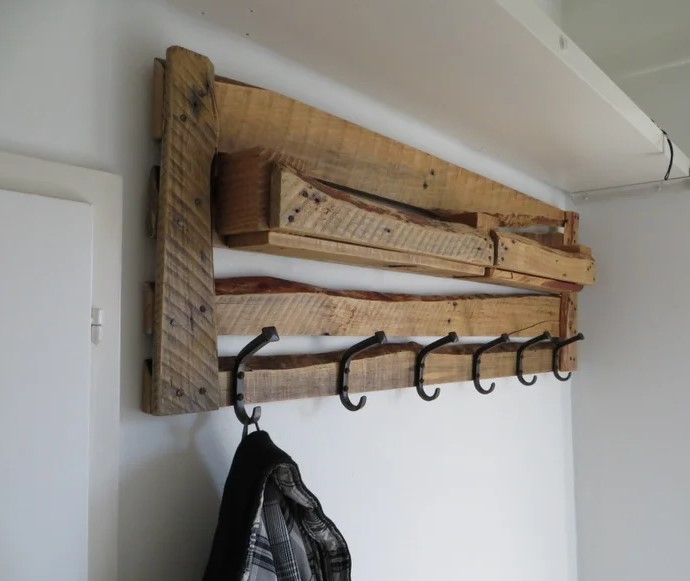 Pallet Coat Rack