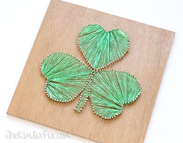 25 DIY St. Patrick's Day Decoration Ideas – Easy & Simple – Shamrock String Art Shamrock String Art