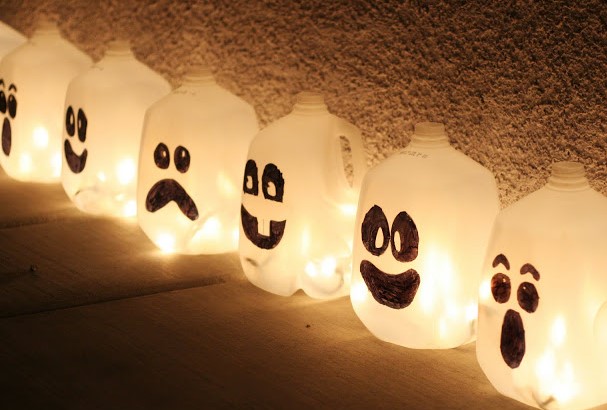 35 Best DIY Halloween Decoration Ideas for 2025 – Spirit Jugs Spirit Jugs