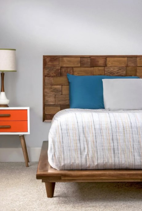 This DIY Platform Bed Frame is Beautiful and Modern