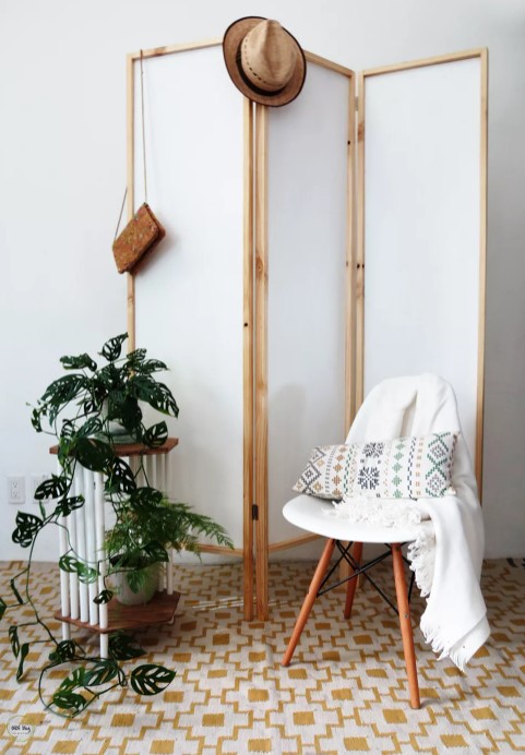 25 Functional DIY Room Divider Ideas with Free Plans – a simple room divider Foldable DIY Room Divider