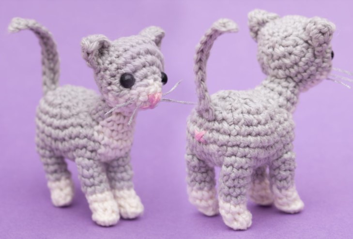 CAT AMIGURUMI FREE CROCHET PATTERN