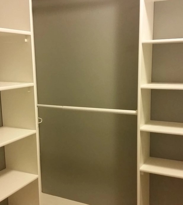 CUSTOM CLOSET BUILT INS