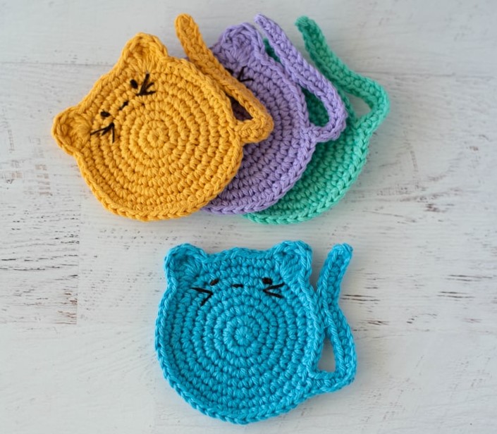 CUTE CROCHET CAT COASTERS