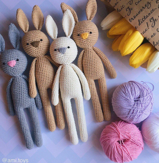 Crochet bunny amigurumi