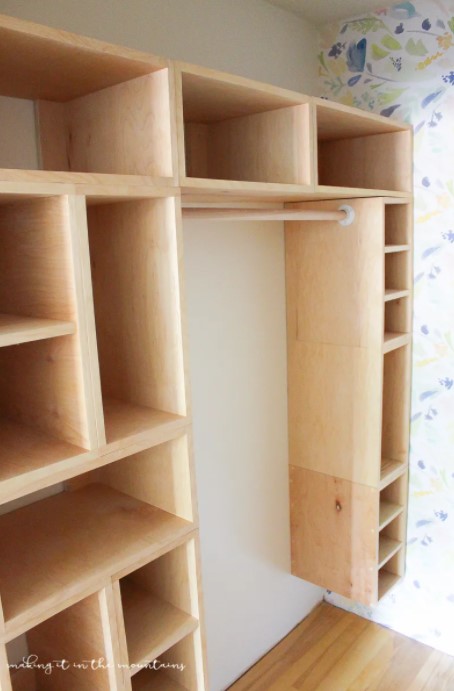 DIY Custom Closet Organizer