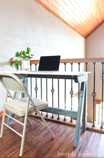 DIY Fold Away Desk from