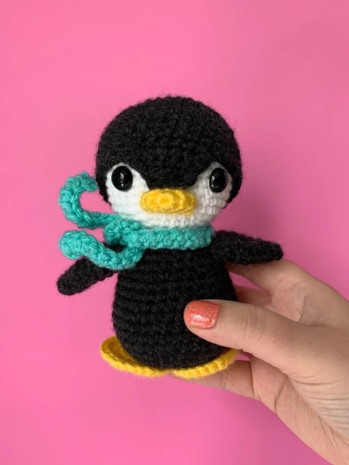 FREE CROCHET PENGUIN PATTERN