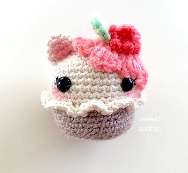 25 Free Amigurumi Cat Patterns for Any Skill Level – Kitty Cat Cupcake Kitty Cat Cupcake