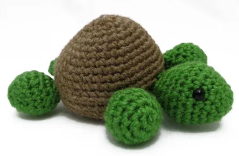 TESSA THE TURTLE AMIGURUMI